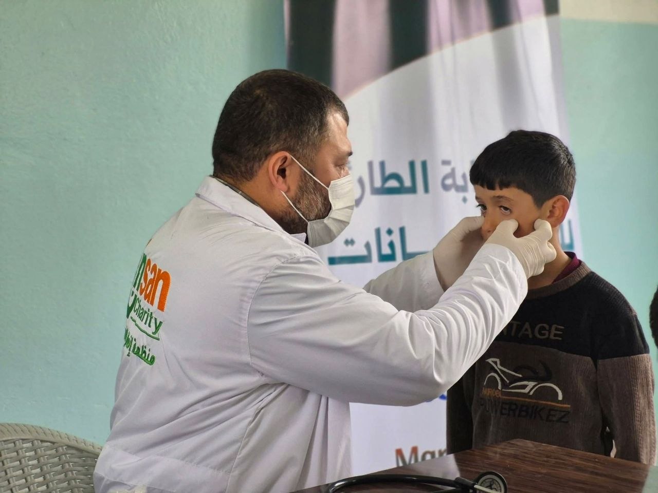 مديرية صحة إدلب تُسيّر عيادات متنقلة للاستجابة الطارئة بريف المحافظة