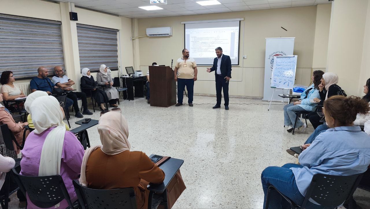 بحضور مدير المديرية أقيمت في حمص دورة تدريبية حول ضبط العدوى والإنعاش القلبي المتقدم وإنعاش الوليد