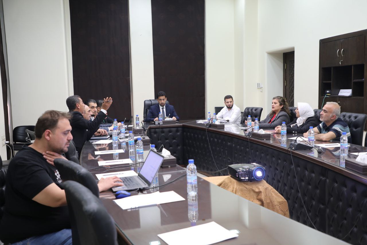 عقد وزير الصحة اجتماعاً مع عدد من المديريات المركزية لوضع اللمسات الأخيرة على مشروع صندوق الجائحة
