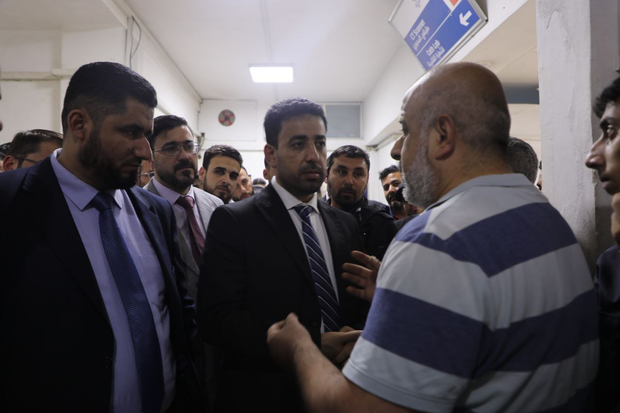 أجرى وزير الصحة الدكتور "مصعب العلي" زيارة تفقدية إلى مشفى الشفاء في مدينة إدلب