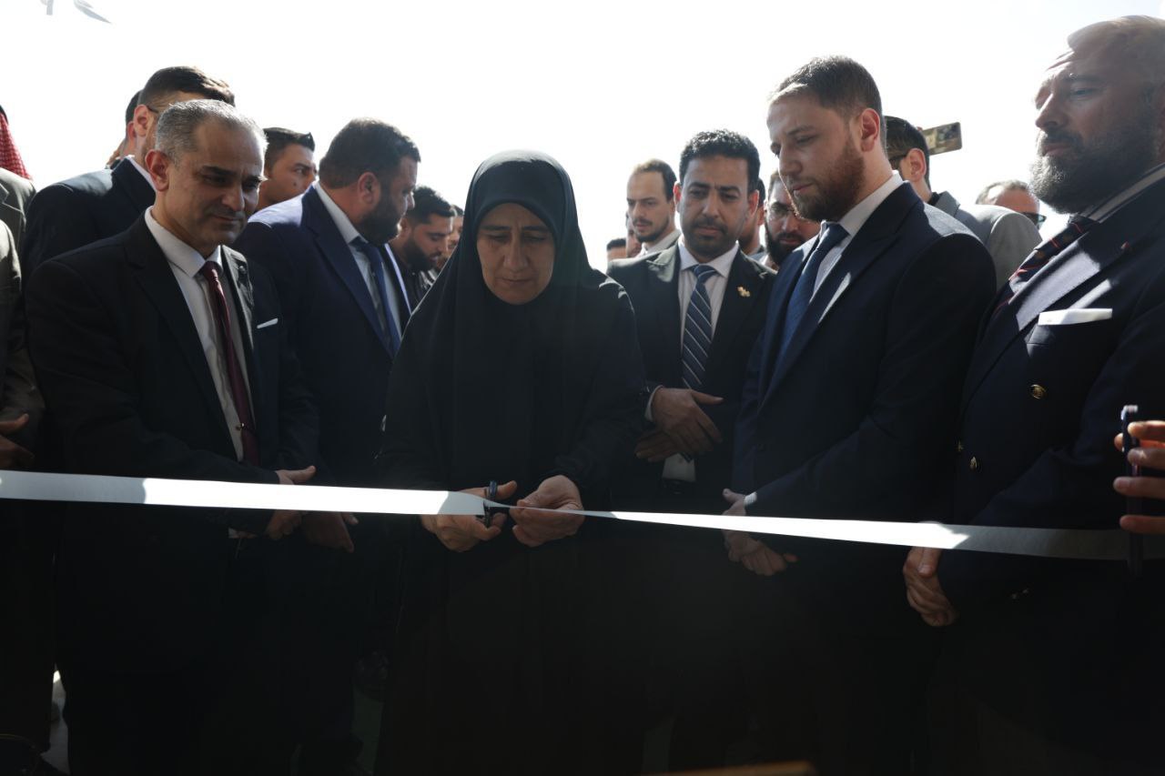 خلال زيارة عمل إلى حماة.. وزير الصحة يفتتح العيادات الشاملة في محردة