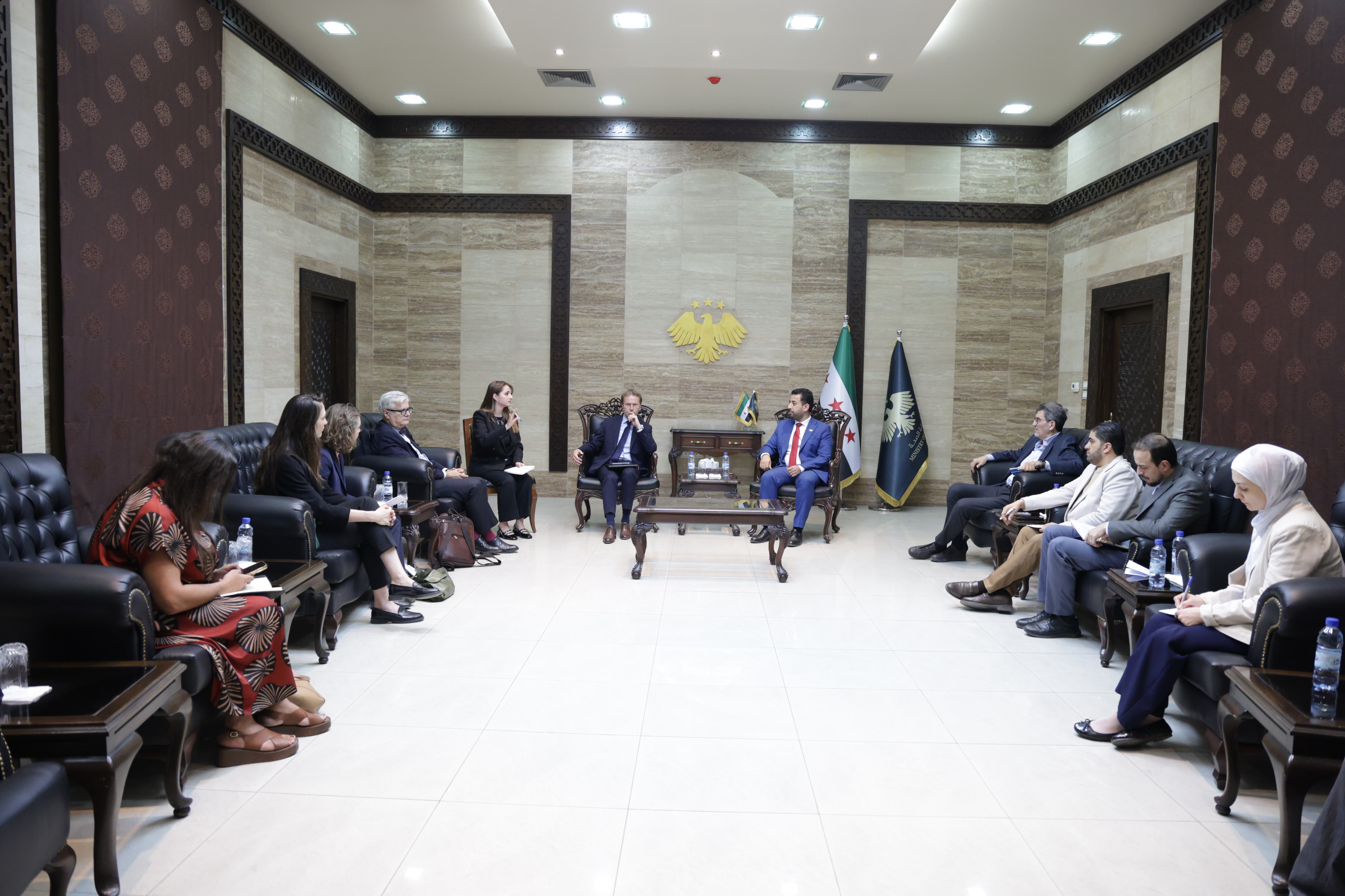 دراسة الرواتب- تعاون دولي- تعزيز الخدمات الصحية.. نبذة من اعمال وزارة الصحة في تشرين الثاني