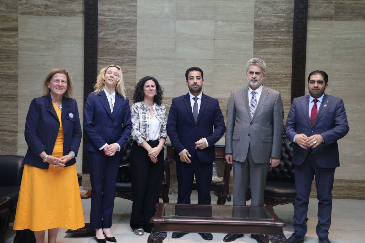 بحث وزير الصحة مع وفد من بعثة الاتحاد الأوروبي برئاسة رئيسة وحدة التطوير في سوريا آفاق تعزيز التعاون في القطاع الصحي