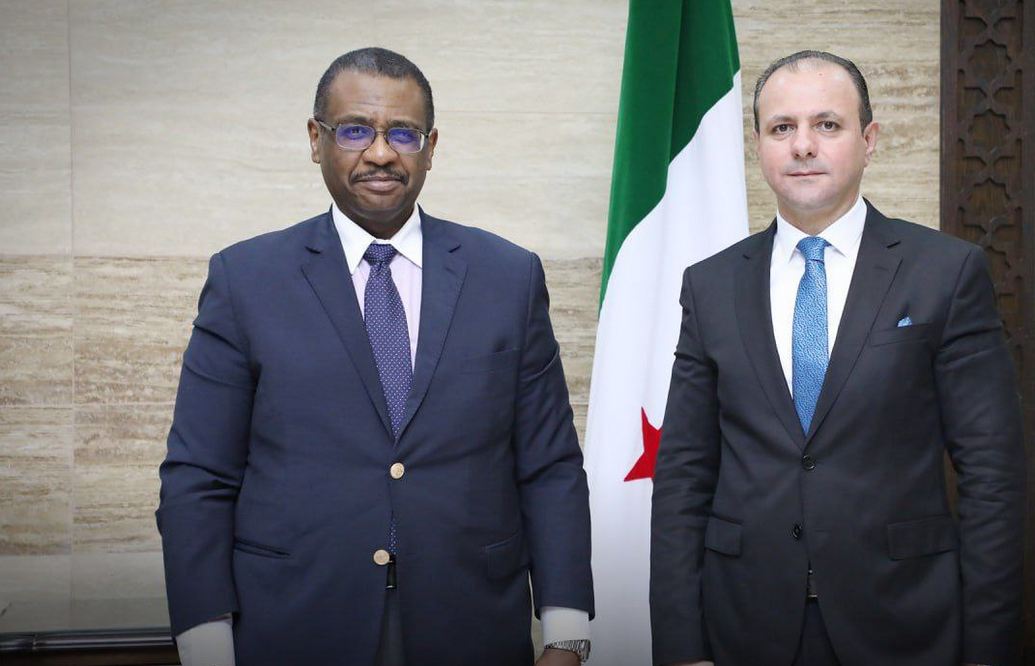 اجتمع الدكتور ماهر الشرع مع كبير منسقي برامج مكتب الأمم المتحدة المعني بالمخدرات والجريمة علي البرير خلال اللقاء ناقش الجانبان سبل التعاون في مكافحة المخدرات